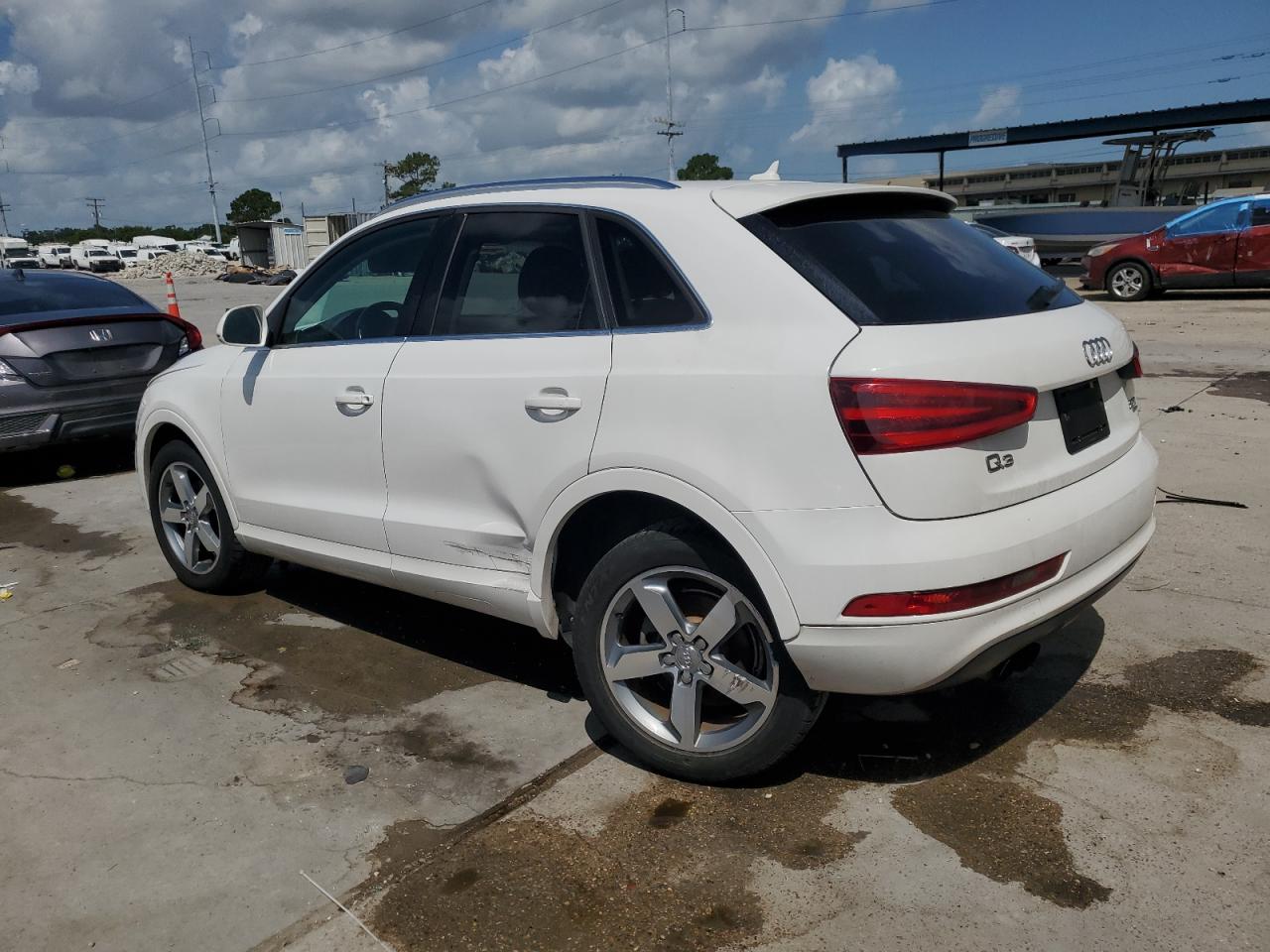 2015 Audi Q3 PREMIUM, VIN WA1EFCFSXFR005283, JAV aukciono nuotrauka 2