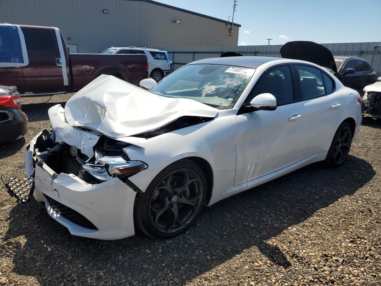 2018 Alfa Romeo GIULIA TI Q4 – VIN ZARFAEEN8J7592030